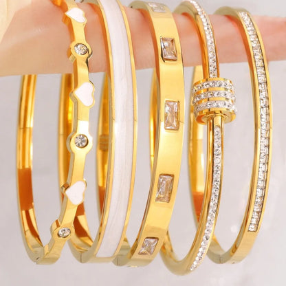 Vicki Heart Bangle Set